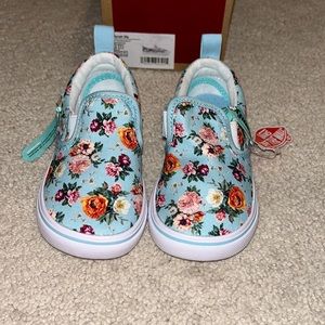 Vans Toddler Girls Slip on Sneakers